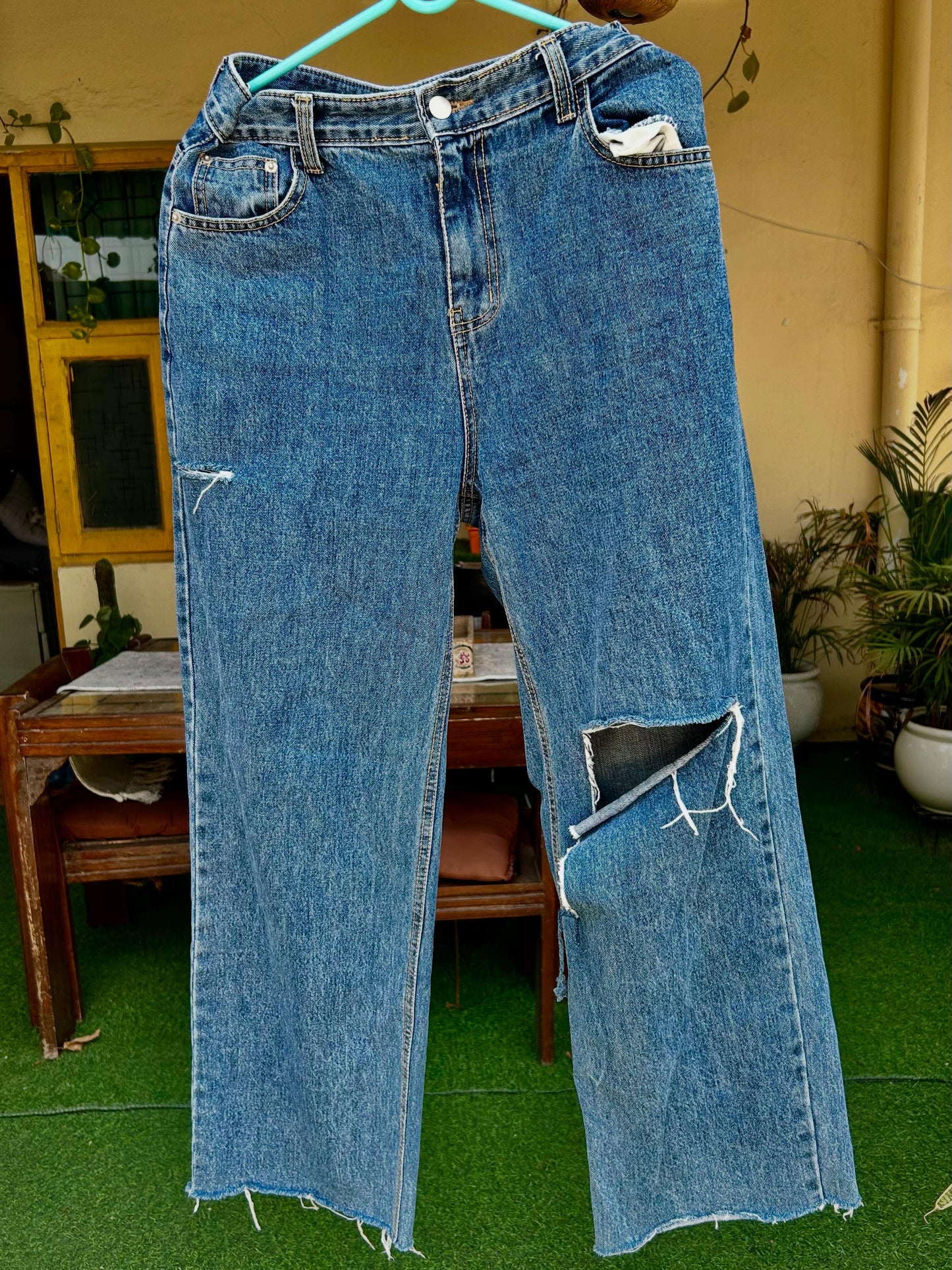 Ripped jeans