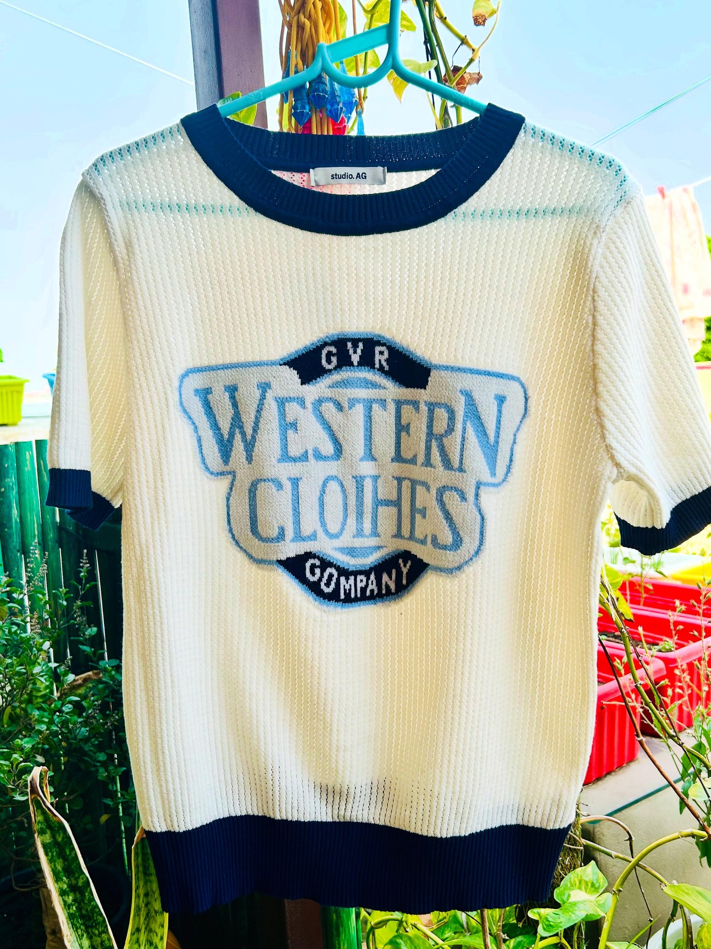 Short-sleeve knit tee
