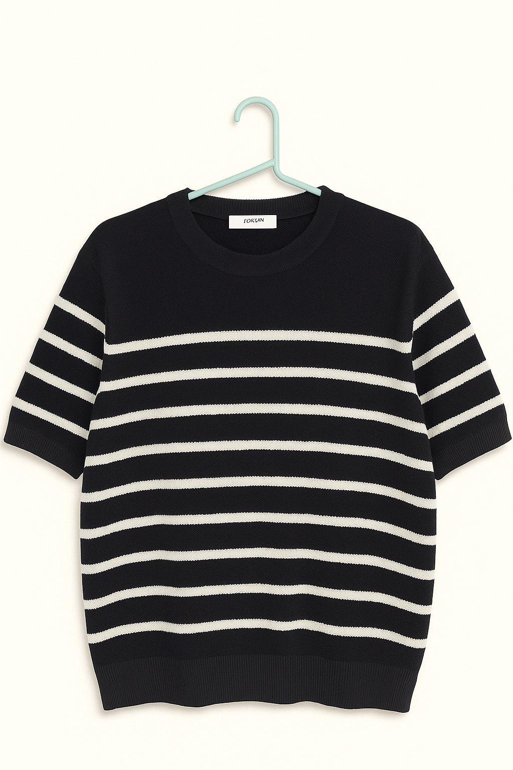 Black & white striped tee